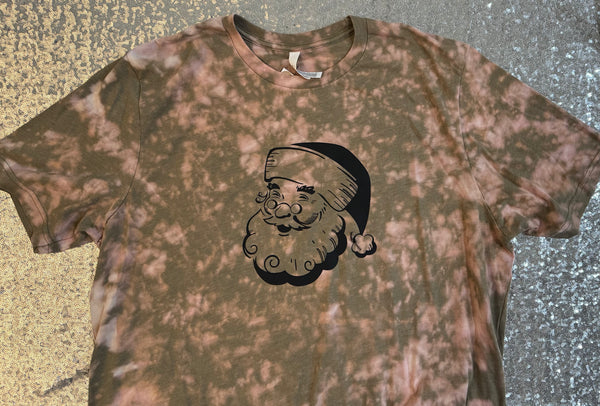 Distressed Santa Bella Unisex Tee Size 2XL