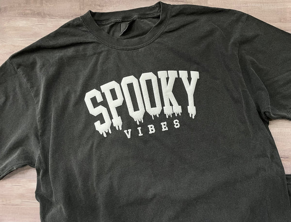 Puffy Spooky Vibes Oversized Tee